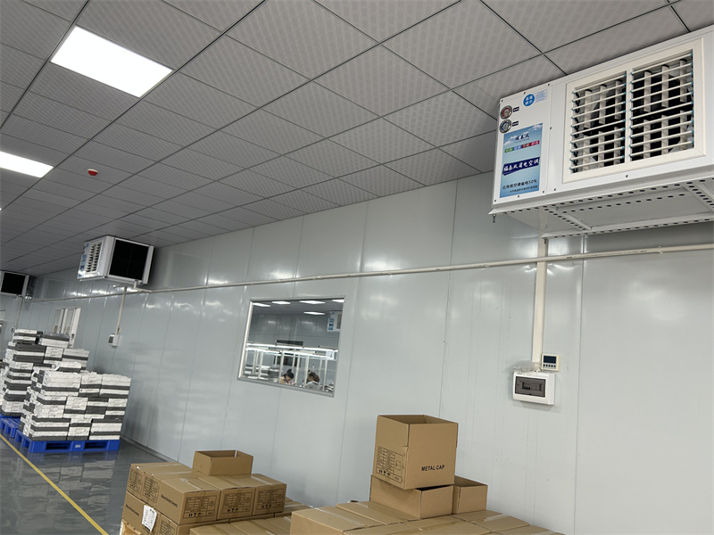 2000平廠房用什么樣的降溫設(shè)備