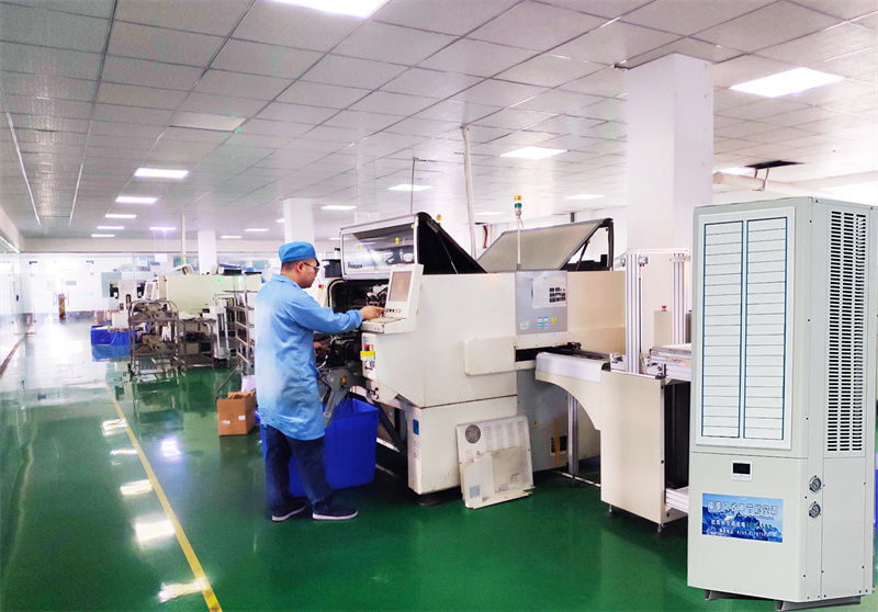 300平生產(chǎn)車間降溫方案!